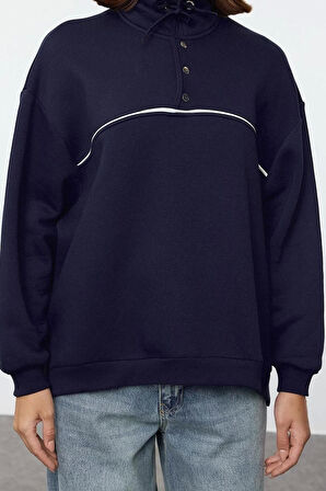 Bol Dik Yaka Düşük Kol Uzun Çıtçıtlı Kalıp Çıtçıtlı Biyeli Kalın İçi Polarlı Örme Sweatshirt