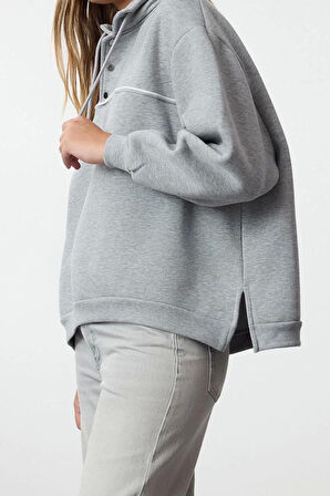 Bol Dik Yaka Düşük Kol Uzun Çıtçıtlı Kalıp Çıtçıtlı Biyeli Kalın İçi Polarlı Örme Sweatshirt