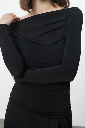 Stil Kadın Büzgü Drape Detaylı Fitted Vücuda Oturan Kollu Esnek Bluz Regular Örme Slim Kalıp