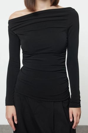 Stil Kadın Büzgü Drape Detaylı Fitted Vücuda Oturan Kollu Esnek Bluz Regular Örme Slim Kalıp