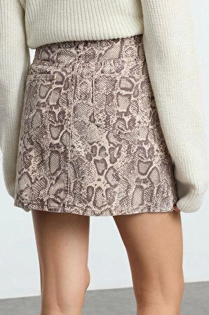 Modern Tarz Astarsız Denim Mini Boy Yılan Desenli Kahverengi Mini Denim Etek