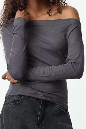 Stil Kadın Düz Yumuşak Kumaşlı Fitted Vücuda Oturan Bluz Regular Örme Slim Kalıp Düşük Kol