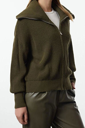 Stil Modern Kadın Regular Düşük Kol Devrik Yaka Geniş Kalıp Fermuarlı Triko Hırka