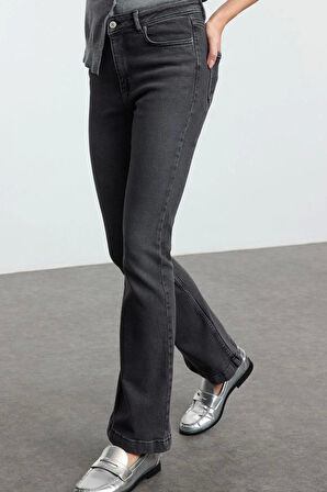 Stil Kadın Moda Denim Kot Pantolon Uzun İspanyol Paça Yüksek Bel Jeans