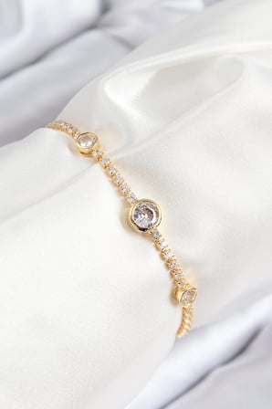 Mey İthalat Pirinç Zirkon Taşlı Daire Model Gold Renk Asansörlü Kadın Bileklik