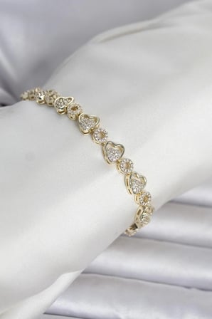 Mey İthalat Pirinç Gold Renk Zirkon Taşlı Kalp Model Kadın Bileklik