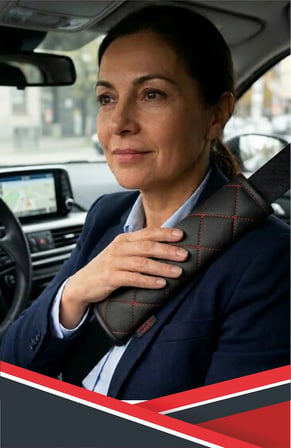 HONDA CR V UYUMLU EMNİYET KEMER PEDİ SİYAH DERİ KIRMIZI DİKİŞLİ