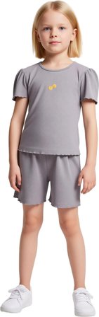 Kız Çocuk Örme Pamuklu Nakış Detaylı T Shirt ve Esnek Bel Şort Takımı Kaliteli Şık Rahat