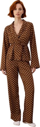 Tarz Rahat Uzun Kollu Boru Paça Kalp Desenli Bağlama Detaylı Viskon Dokuma Pijama Takımı