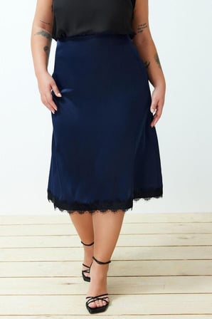 Moda Büyük Beden Regular Düz Desen Günlük Midi Boy Saten Midi Boy Dantelli Dokuma Etek
