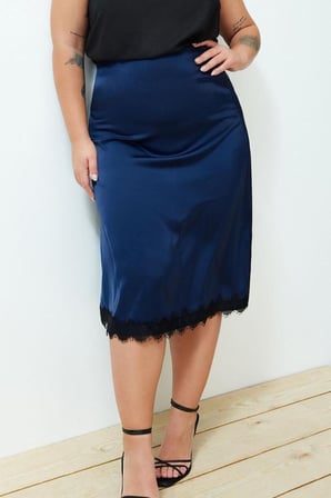 Moda Büyük Beden Regular Düz Desen Günlük Midi Boy Saten Midi Boy Dantelli Dokuma Etek