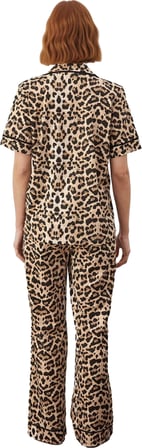 Kadın Leopar Desenli Kısa Kollu Pijama Takımı Fonksiyonel Dayanıklı Kaliteli Konforlu Spor