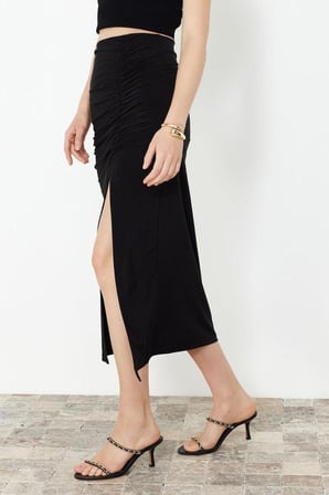 Moda Slim Fit Günlük Maxi Boy Siyah Beyaz Desenli Büzgülü Yırtmaçlı Astarlı Esnek Midi Etek