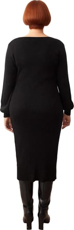 Kadın Bodycon Kesim Triko Elbise Uzun Kollu Kare Yaka Midi Boy Fitilli Düğme Detayıyla Kaliteli