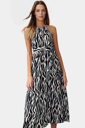 Kolsuz Halter Yaka Çok A line Maxi Elbise Yaz İçin Şık ve Rahat Modern Stil Yüksek Kalite