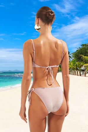 Tasarım Bikini Takımı Klora Dayanıklı Su Sporları İçin Şık Detaylı Ergonomik Kesim