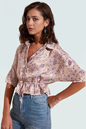 Çiçek Desenli Saten Bluz; Kadın Crop Düğmeli; 100% Polyester Dayanıklı Malzeme Şık Görünüm