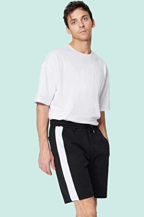 Erkek Kısa Boy Relaxed Şort Renk Çift Cepli Yaz Aylarının Vazgeçilmezi Stilin Buluştuğu Yer