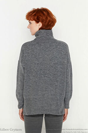 Kadın Oversize Kalıp Düz Balıkçı Yaka Triko Kazak Uzun Düşük Kol Günlük Basic Giyim Şıklığı