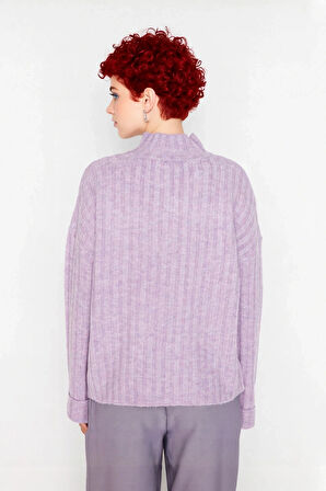 Kadın Dik Yaka Oversize Kalıp Düz Renk Düşük Kol Triko Kazak Soğuk Havalarda Konforlu ve Modern