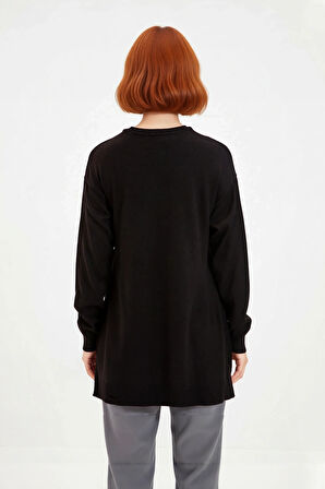 Kadın Relaxed Kalıp Triko Tunik Bisiklet Yaka Akrilik Düşük Kol Düz Desenli Yırtmaç Detaylı İnce