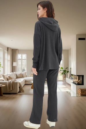 Rahat Örme Pijama Takımı Kapüşonlu Uzun Kollu 2 Parça Kullanım Mükemmel Uyum