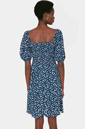 Rahat Viskoz Mini Elbise Çiçekli Desen Skater Kalıp Kısa Kollu Şık Görünüm Zarifane Tasarım