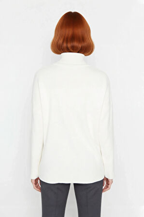 Kadınlara Özel Oversize Kesim Düz Desen Balıkçı Yaka Uzun Kollu Triko Kazak Kış Modası Kaliteli