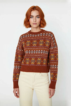 Kadınlara Özel Etnik Desenli Oversize Kalıp Düşük Kol Triko Kazak Kış Aylarının Vazgeçilmezi