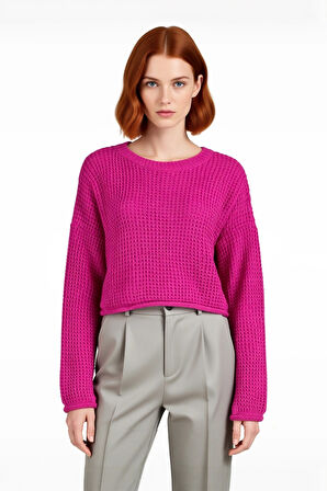 Kadınlara Özel Düşük Kollu Oversize Basic Super Crop Akrilik Kışlık Triko Kazak Şık ve Rahat