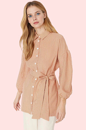 Kadın Çizgili Kuşaklı Gömlek Uzun Kollu Yazlık Rahat Günlük Hafta Sonu Yaz Aylarının Vazgeçilmezi