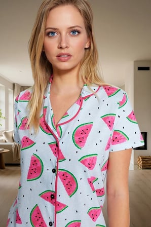 Rahat %100 Pamuklu Karpuz Desenli Pijama Takımı Kısa Kollu Boru Paça Regular Kalıp Konforlu Kesim