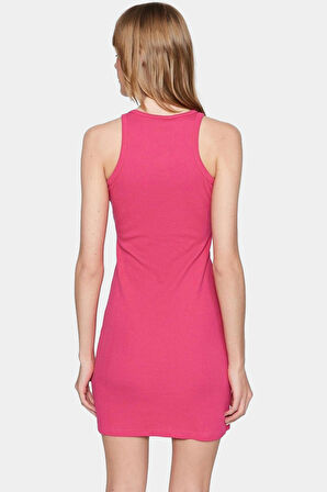 Pamuklu Bodycon Mini Elbise Halter Yaka Örme Kumaş Yazlık Rahat Özel Tasarım Profesyonel Görünüm