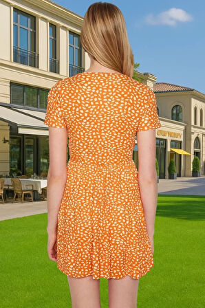 Kadın Yazlık Mini Elbise Polyester Elastan Kumaşlı Kisa Kol Konforlu Kesim Özenle Seçilmiş