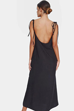 Midi Boy Kolsuz Elbise Yumuşak Dokuma Polyester Şık Shift Kalıp Trend Tasarım Uzun Ömürlü