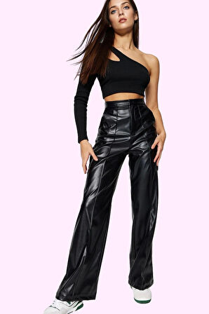 Kadın Suni Deri Pantolon Yüksek Bel Geniş Paça Nervürlü Detay Günlük ve Şık Modern Tasarım