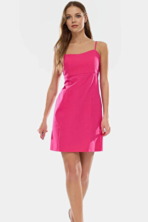 Pamuklu Mini Elbise Vücudu Saran Yazlık Bodycon Kesim Trend Tasarım Seçkin Malzeme