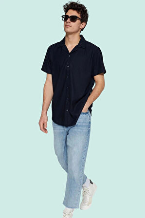 Erkek Kısa Kollu Gömlek Apaş Yaka Regular Fit Yazlık Nefes Alan Kumaş Yaz Aylarının Vazgeçilmezi