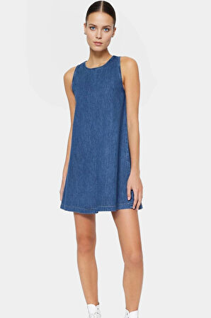Pamuk Denim Mini Elbise Rahatlığı ve Şıklığı Bir Arada Profesyonel Görünüm Özel Tasarım