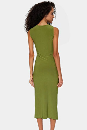 Rahat Ve Şık Bodycon Midi Elbise Örme Kumaş V Yaka Büzgü Detaylar 120 cm Boy