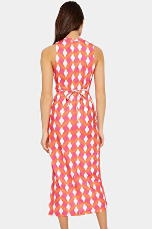 Bodycon Kalıp Midi Elbise Örme Kumaş Choker Yaka Günlük Şık Görünüm Trend Tasarım Seçkin Malzeme