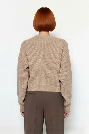 Kadın Crop Boy Saç Örgü Desenli V Yaka Düşük Kol Regular Kalıp Triko Kazak Şık Fiyonk Detaylı