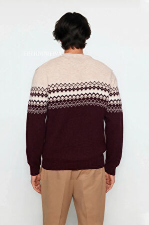 Erkeklere Özel Fitted Kalıp Etnik Desenli Bisiklet Yaka Triko Kazak Kışlık Kombinlerin Vazgeçilmezi