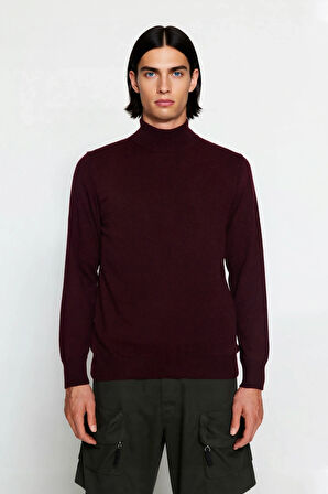 Erkek Slim Fit Dik Yaka Basic Triko Kazak Soğuk Havalarda Konforlu ve Rahat Bir Tarz Sunar