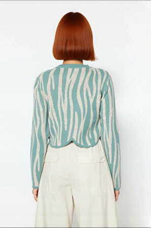 Kadın Fashion Forward Akrilik Regular Kalıp Crop Boy Uzun Kol Hayvan Desenli Triko Kazak Kaliteli