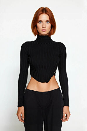 Fashion Forward Kadın Fitted Dik Yaka Uzun Kollu İnce Triko Süper Crop Asimetrik Bluz Kışlık