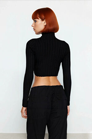 Fashion Forward Kadın Fitted Dik Yaka Uzun Kollu İnce Triko Süper Crop Asimetrik Bluz Kışlık