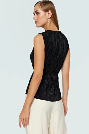 Yazlık İş Bluzu Pilise V Yaka Örme Regular Kalıp Uzun Ömürlü Konforlu Kesim Rahat Kullanım