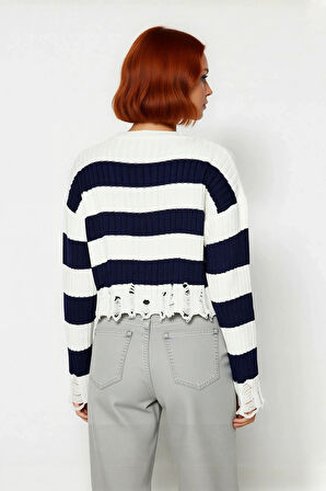 Kadın Basic Çizgili Düşük Kol Akrilik Triko Kazak Crop Kesim Akıtma Detaylı Konforlu Stil Kaliteli