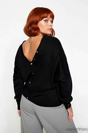 Kadınlara Özel Siyah V Yaka Relaxed Kalıp Triko Kazak Uzun Kol Günlük Kombinlerin Vazgeçilmezi